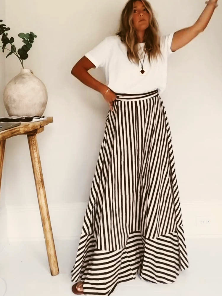 Lina | Maxi Summer Dress with Strapless Bodice and Stripes