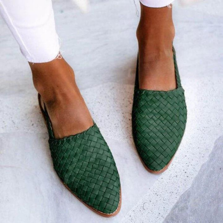 Donna | Orthopedic Flat Shoes with Pointed Toe and Slingback
