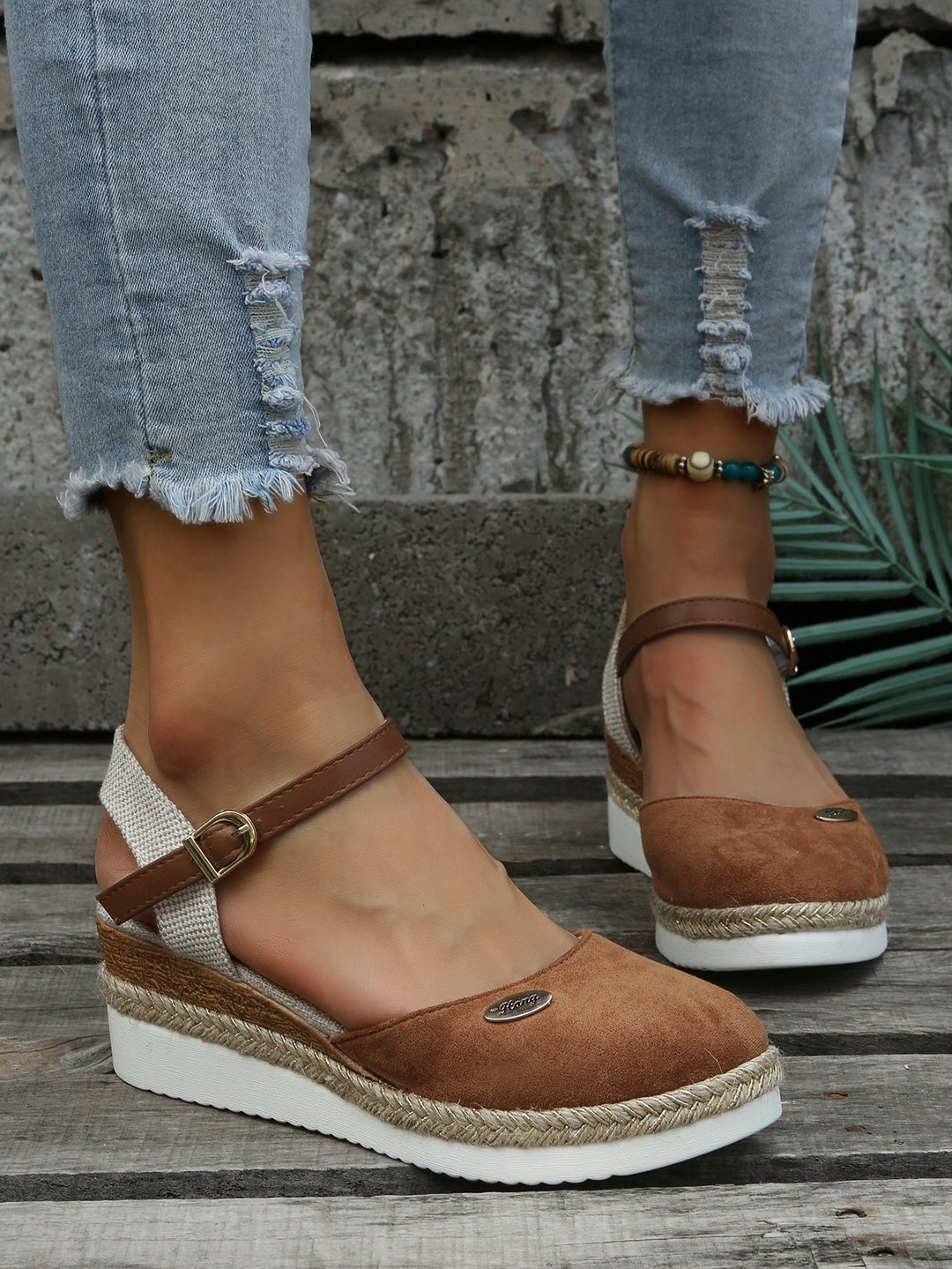 Ruby | Orthopedic Espadrille with Ankle Strap and Closed Toe