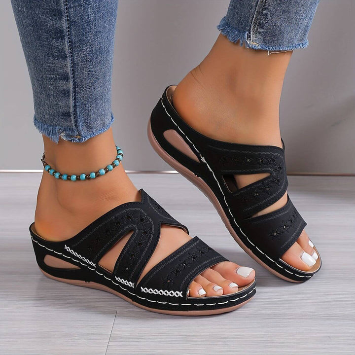 Sienna | Orthopedic Slip-On Sandal with Cutout Detail
