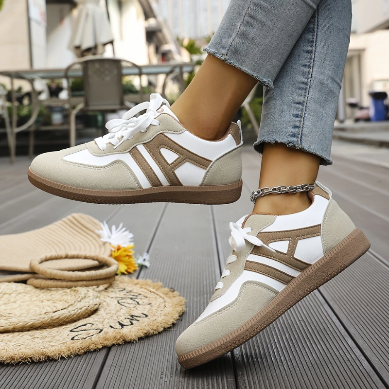 Kinley | Orthopedic Sneakers with Stripe Detail