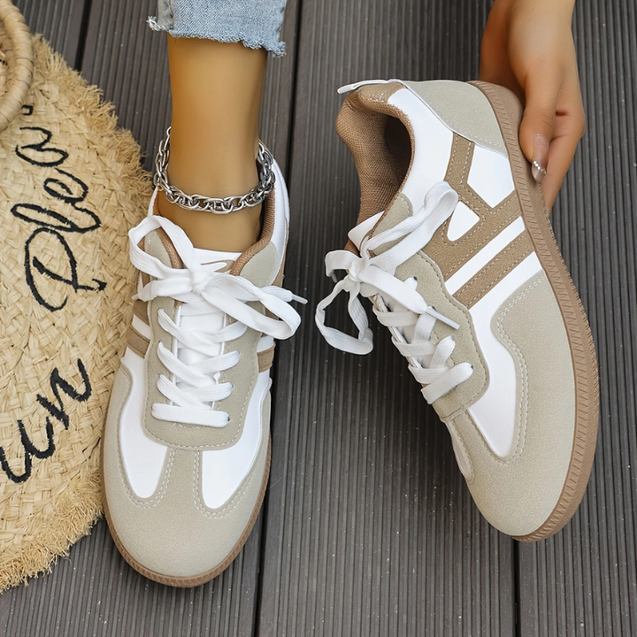 Kinley | Orthopedic Sneakers with Stripe Detail