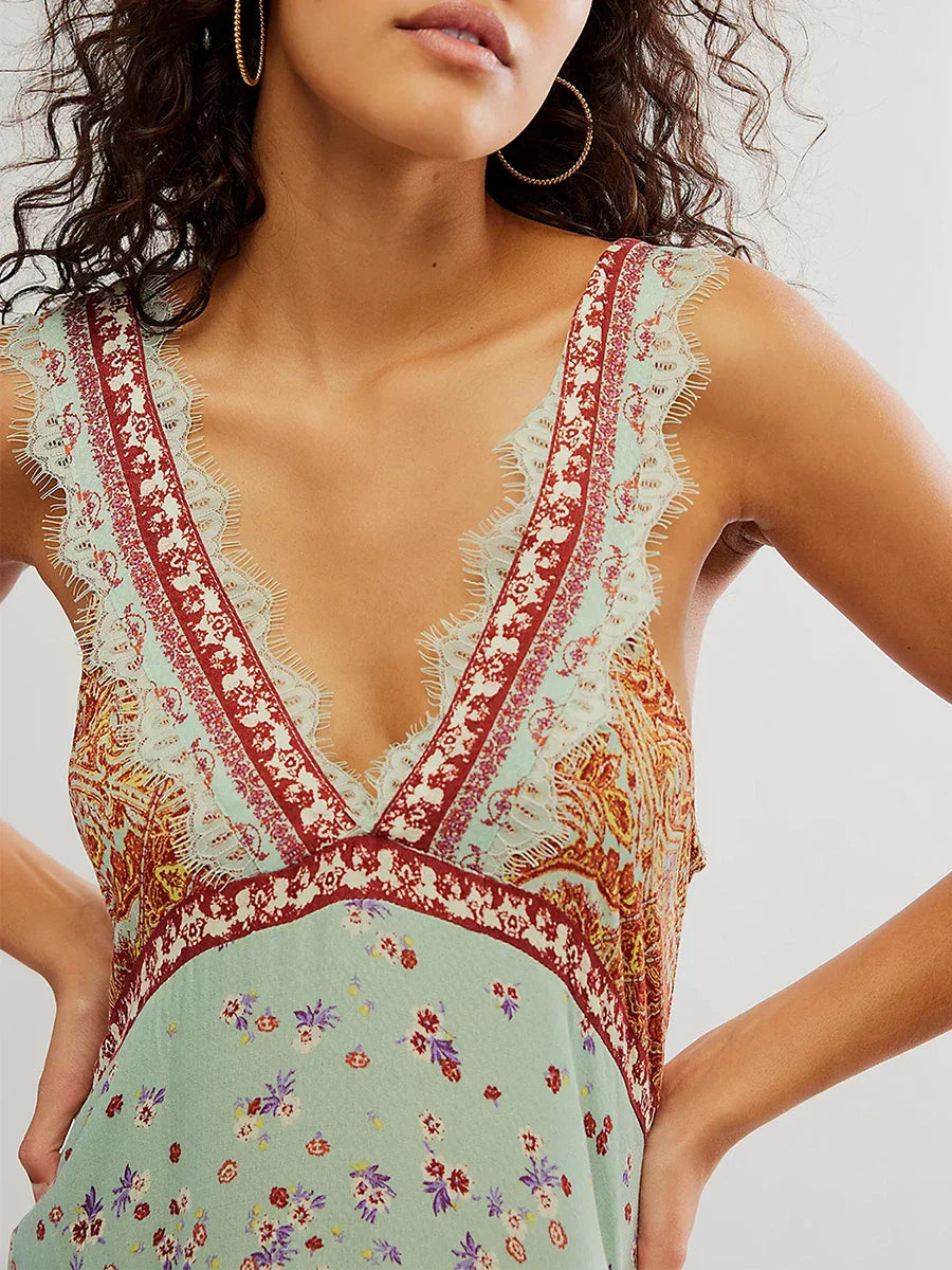 Poppy | Mini Summer Dress with Floral Print and Deep V Neckline
