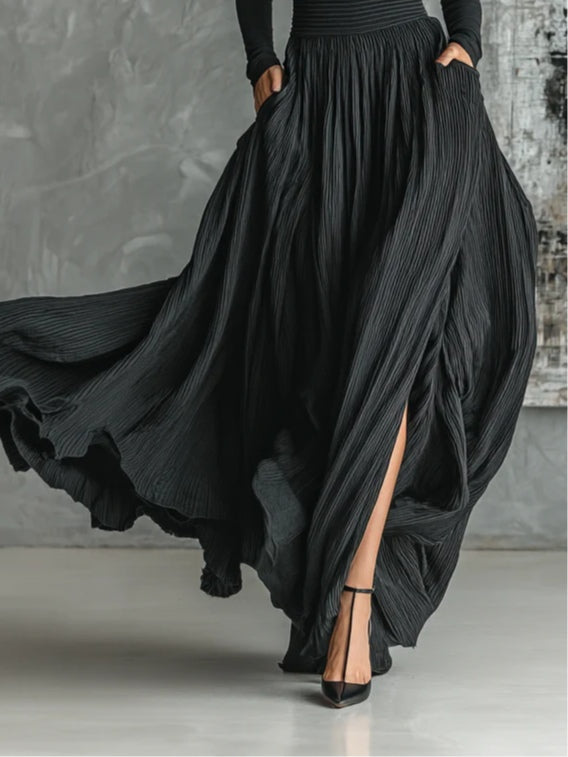 Lara | Maxi Skirt with Turtleneck Top and Side Slit