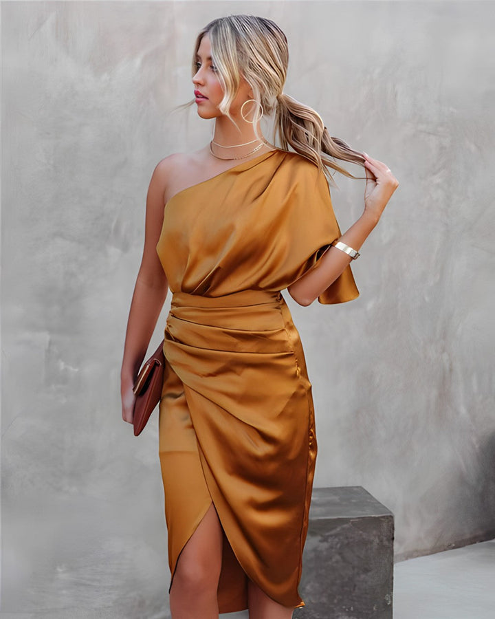 Layla | Midi Cocktail Dress with One Shoulder and Ruched Bodice