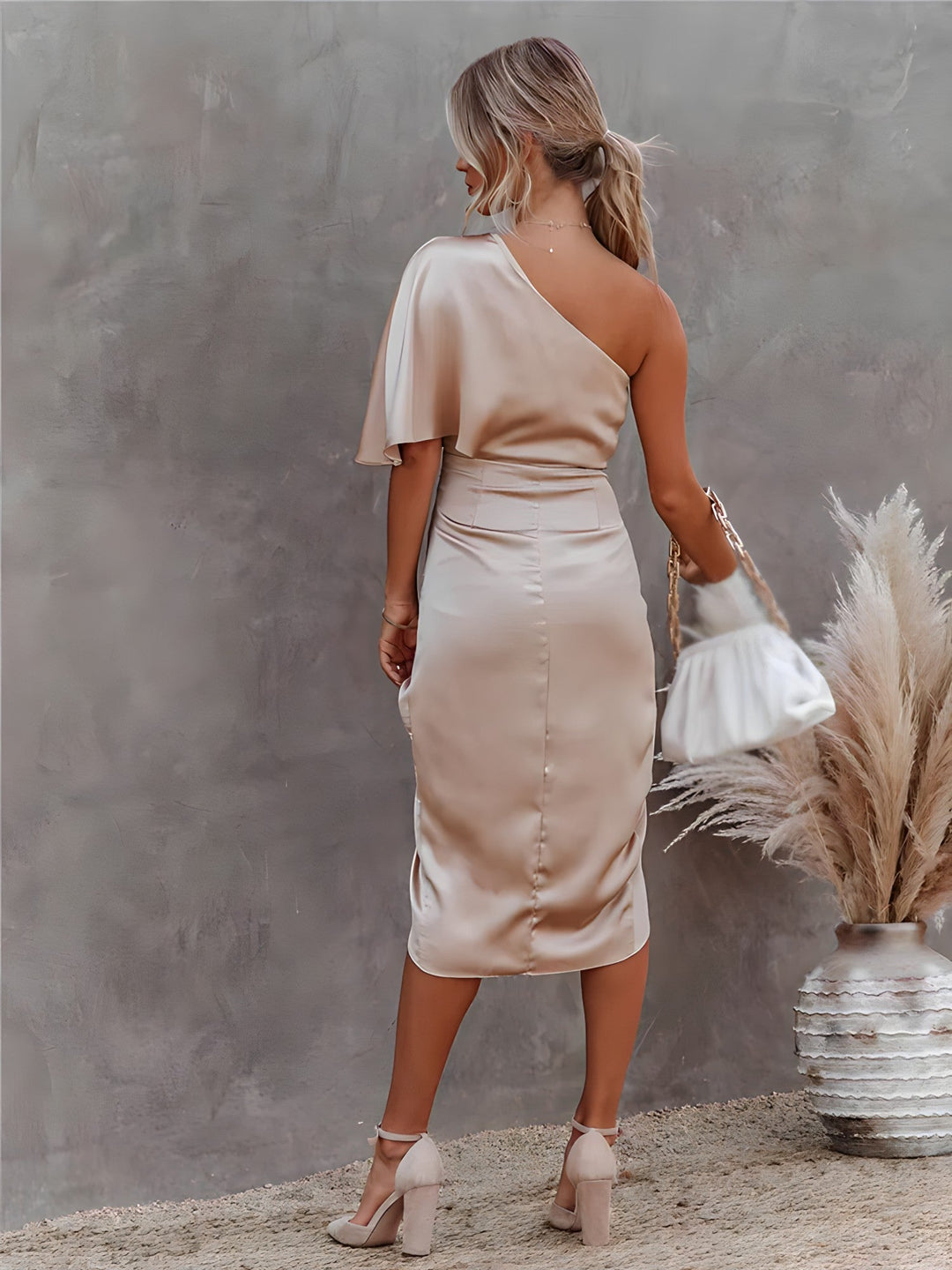 Layla | Midi Cocktail Dress with One Shoulder and Ruched Bodice